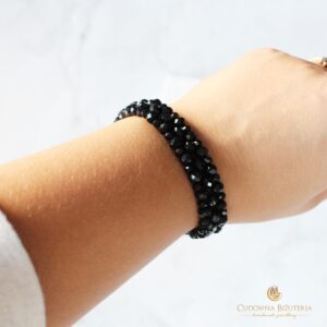 Czarna elegancka kryształowa bransoletka TOKA ONE