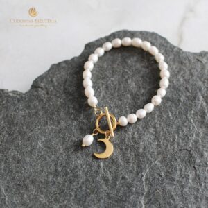 Bransoletka z perełkami i zawieszką księżyc LUNA