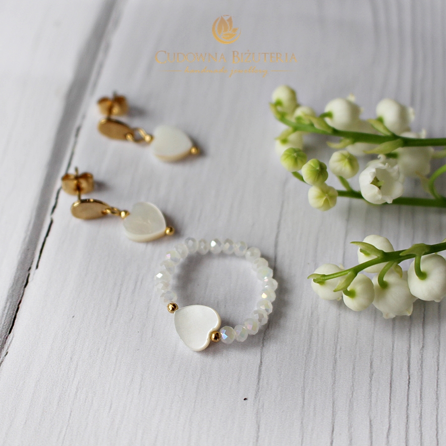 Kolczyki z serduszkami z masy perłowej - obrazek 3