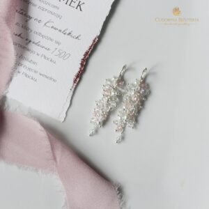 SARA krótkie kolczyki z różowymi kryształkami