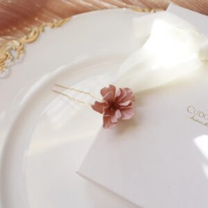 Mały kwiatuszek kokówka FLORESSA kremowa