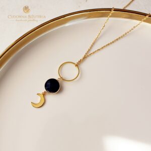 Naszyjnik z kółeczkiem w pudełeczku