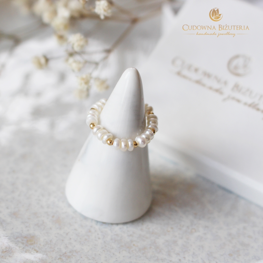 Pierścionek elastyczny perełki płaskie słodkowodne - obrazek 3