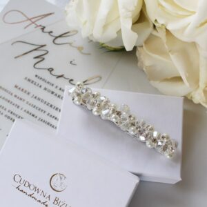 Spinka ślubna z perełkami w wersji srebrnej