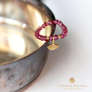 Pierścionek kryształowy z zawieszką Miłorząb