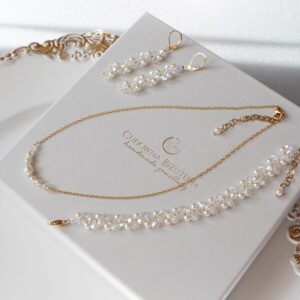 Delikatny naszyjnik z perełkami EMMA