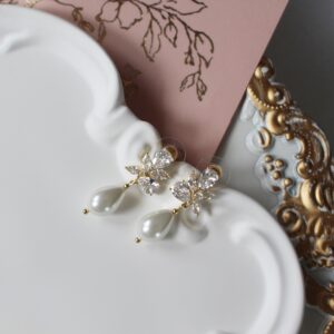 Kolczyki z perłami LISA II ozdobne zapięcia glamour