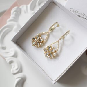 Subtelne kolczyki ślubne LEA do koronkowej sukienki