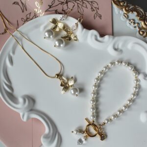 Naszyjnik RUFINA z perełką